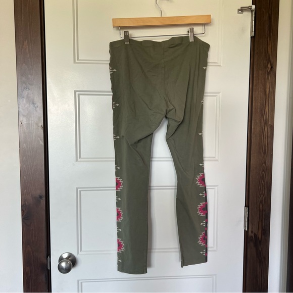 Johnny Was Embroidered leggings - Picture 3 of 4